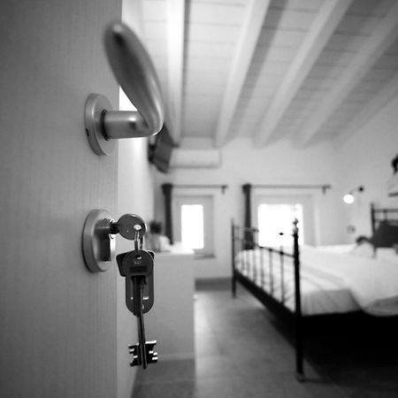 Ermi Hotel Sona Luaran gambar
