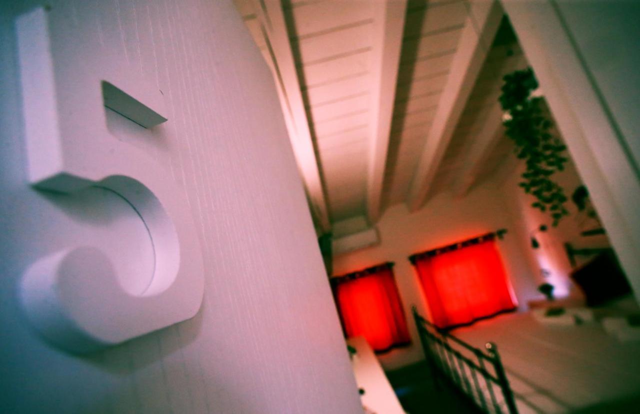 Ermi Hotel Sona Luaran gambar