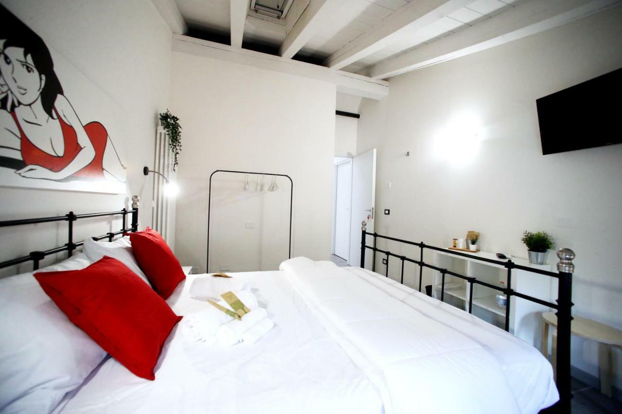 Ermi Hotel Sona Luaran gambar